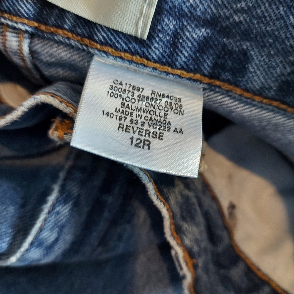GAP Reverse Fit High Waisted Tapered Leg Mom Jean - Picture 6 of 7